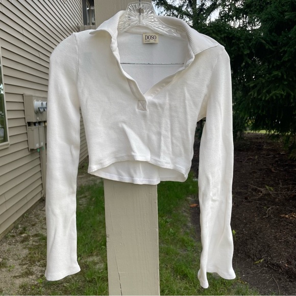 Doso Los Angeles White cropped long sleeve top #croppedtop - Picture 1 of 4